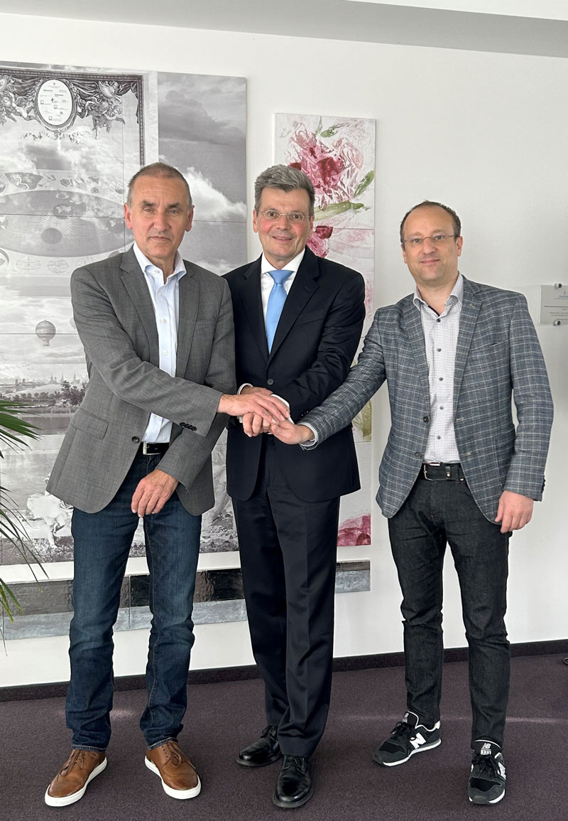 Tom Rieder Neuer Vorstand fĂĽr die Stiftung Kirchliches Rechenzentrum ...